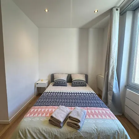 # Le 9 # Joli Neuf, Equipe Centre *